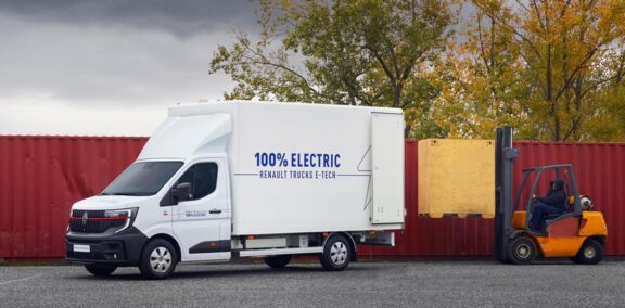renault-master-4-elektrsich-platform-cabine-lvs renault-master-4-elektrsich-platform-cabine-lvs
