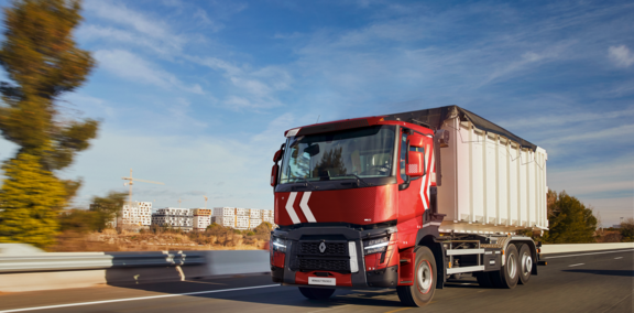 LVS-Renault-Trucks-C-road