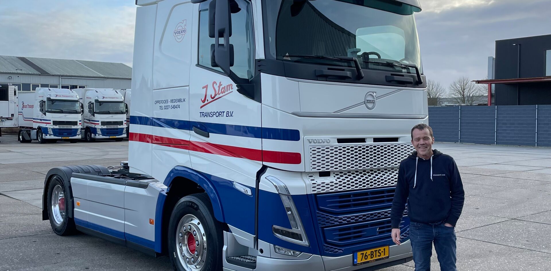 somethingheicHC3p5E.jpg Aflevering J. Stam Transport B.V.