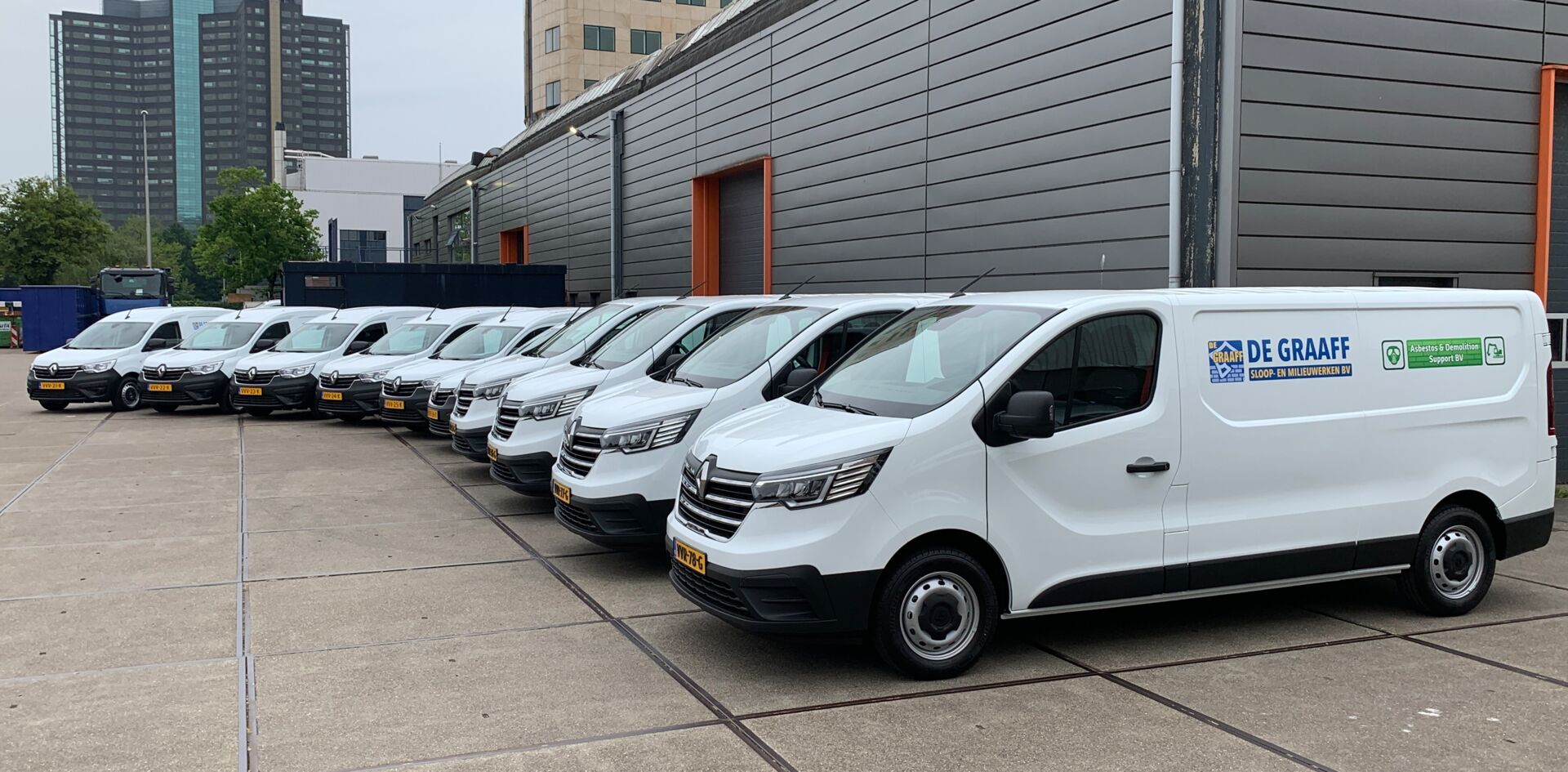 somethingsomething1tvgDa Aflevering De Graaff Sloop-en Milieuwerken BV