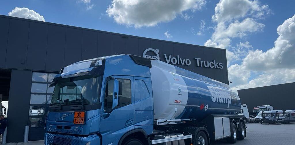 somethingsomething1wSUB2 Aflevering slump Oil B.V.