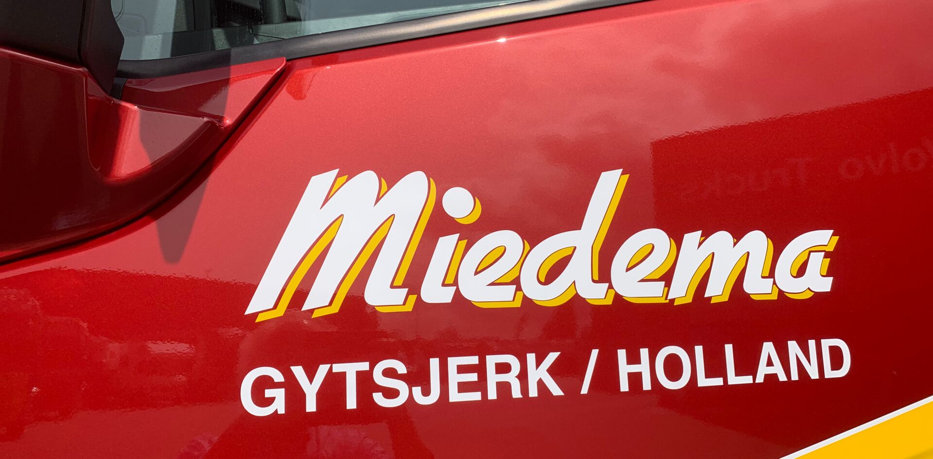 somethingsomething8zh6XU Aflevering Riethandel Miedema