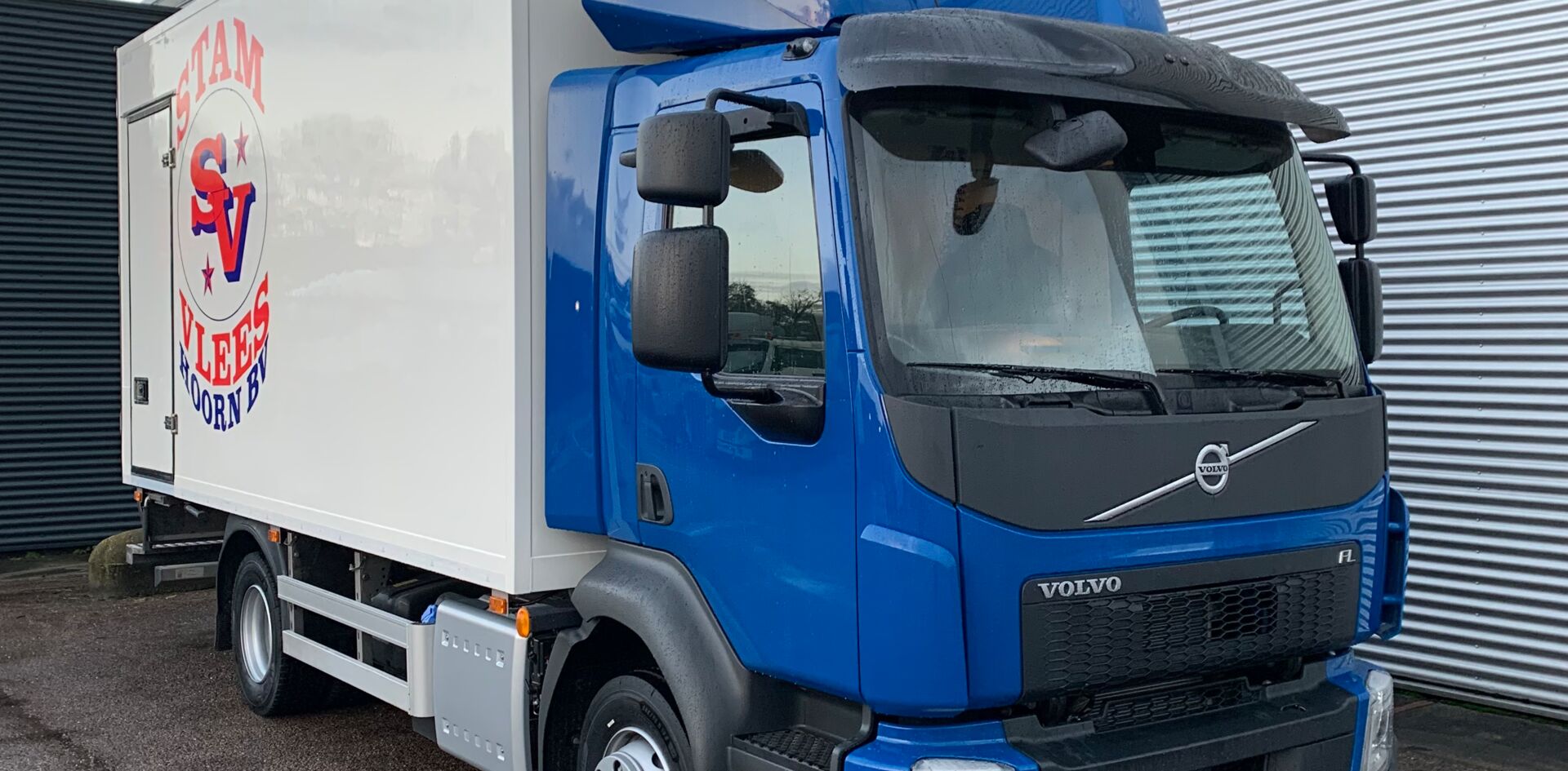 somethingheicahvDa1.jpg Aflevering Stam Vlees Hoorn BV