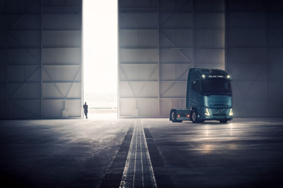 Volvo_Trucks-dealernaam-Volvo_FH_Aero_Electric_01 Volvo_Trucks-dealernaam-Volvo_FH_Aero_Electric_01