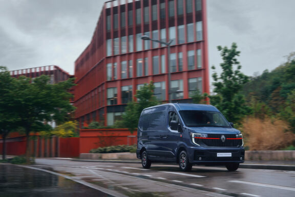 Renault-Trucks-Master-Exclusive-04