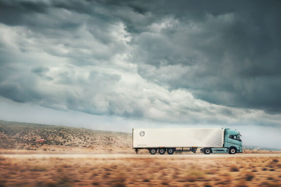 Volvo_Trucks-dealernaam-Volvo_FH_Aero_Electric_02 Volvo_Trucks-dealernaam-Volvo_FH_Aero_Electric_02