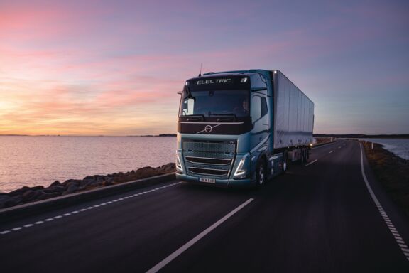 Volvo FH_Electric_ 9