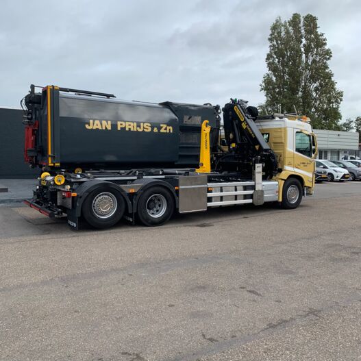 somethingheiciOwbKq.jpg Aflevering J. Prijs & Zn.