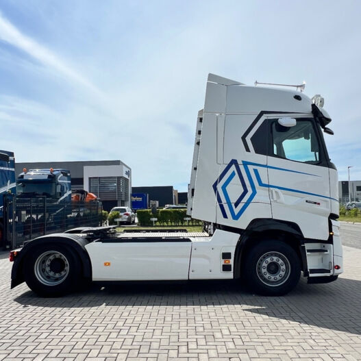 Renault Trucks T High 4 Renault Trucks T High 4