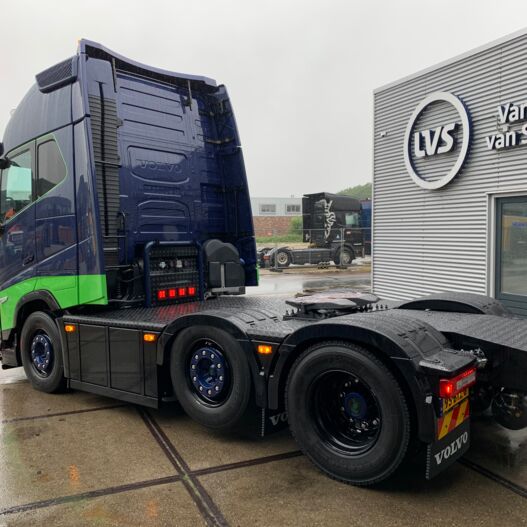 somethingsomething0LErcS Aflevering J&B de Boer Transport