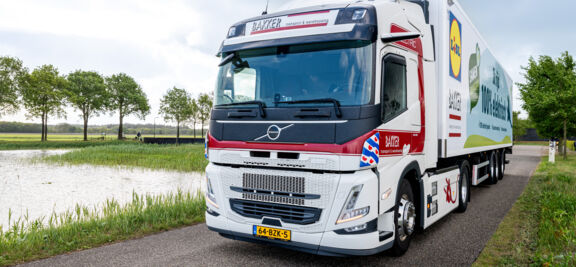 650_2026_Bakker_Transport_Heerenveen-014 Tweede Volvo FM Electric onderweg bij Bakker Transport & Warehousing na succesvol eerste jaar