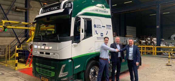 Schavemaker rijdt 24/7 met elektrische Volvo FM