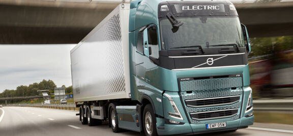 LVS-Trucks-Elektrisch-in-opmars-Volvo-FH-Electric Hernieuwbare Brandstofeenheden