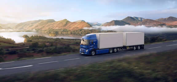 Renault Trucks digitaliseert het cabine interieur en introduceert nieuwe veiligheidsvoorzieningen op de zware truck range