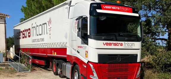 175e Volvo-truck voor Veenstra|Fritom