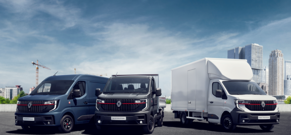 Master range - logos RT X Ayvens Renault Trucks Nederland en Ayvens Nederland sluiten white labelovereenkomst LCV voor operationele lease