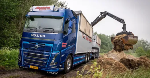 LVS-Trucks_Volvo_Sandstra_Bolsward-04