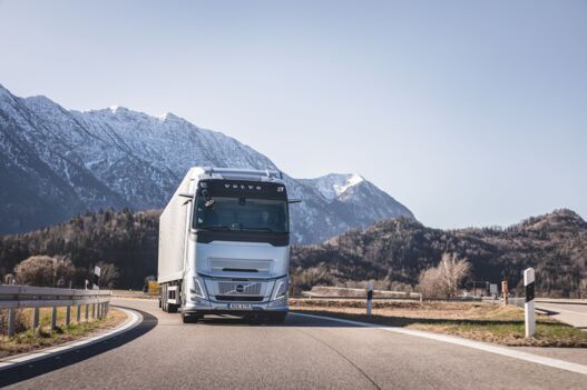 Volvo FH Aero I-Save (2) Volvo FH Aero I-Save (2)
