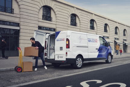 RT_Trafic_E-Tech_business_delivery_city